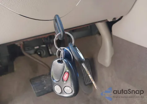 2004 Cadillac Escalade Standard from USA, damaged, VIN 1GYEC63T14R165427